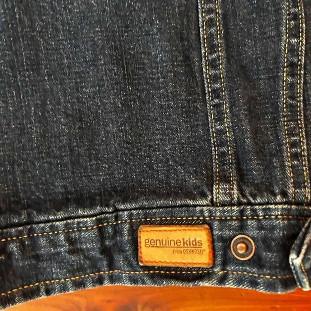 Vintage 2003 OshKosh B'gosh Unisex Kid's Blue Jean Denim Jacket Size 2T
